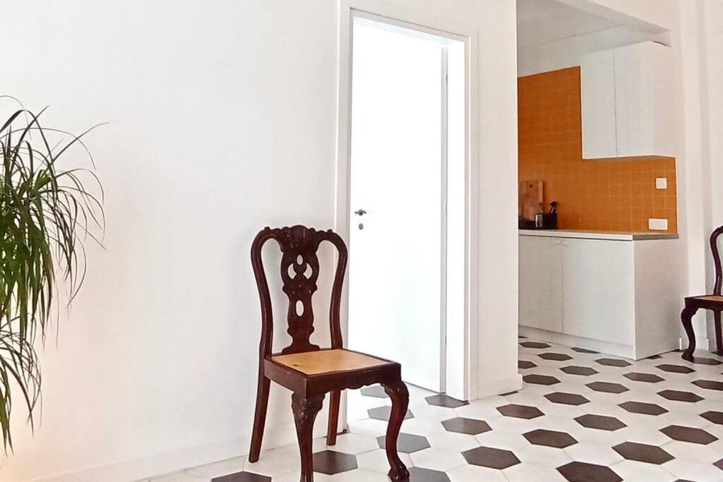 Stylish City Flat Near Promenade Салоники Экстерьер фото
